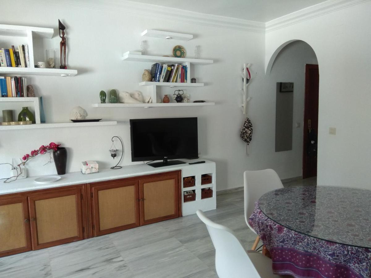 דירות בנאלמדנה Apartamento Cerca Del Mar Con Piscina Y Parking. מראה חיצוני תמונה